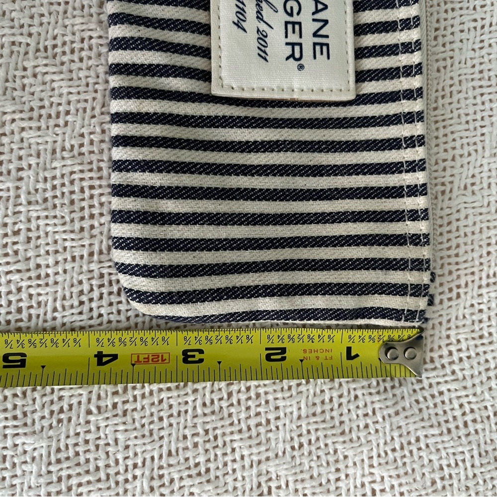 Sloan Ranger Wristlet - Picture 6 of 8